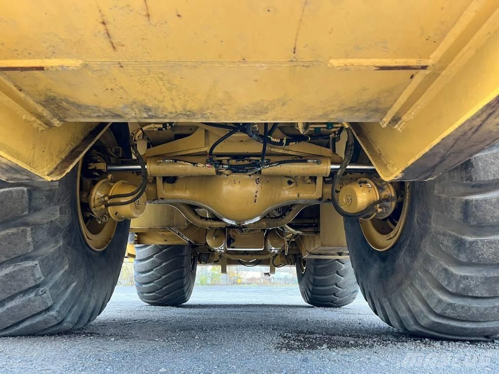 Grove RT 750 Żurawie terenowe