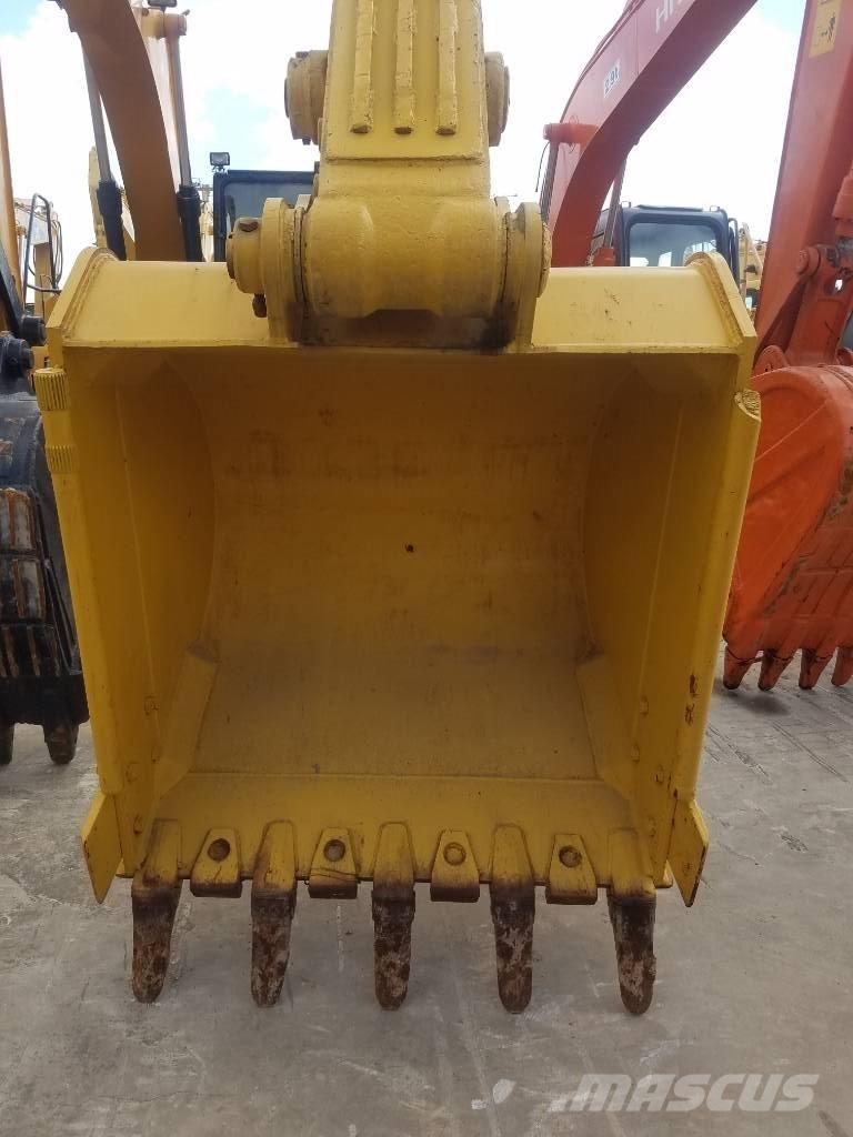 Komatsu PC 220-8 Koparki gąsienicowe