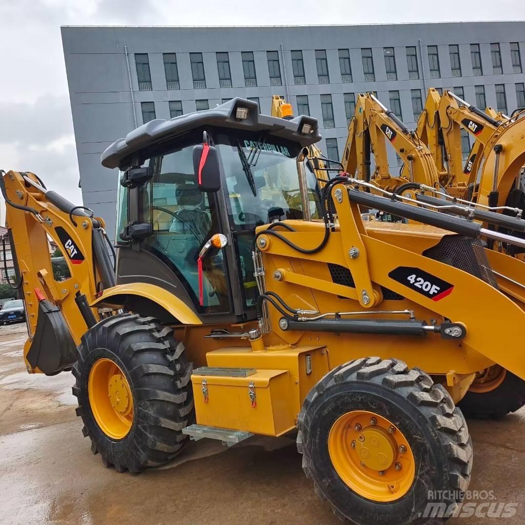 CAT 420 F Koparko-ładowarki
