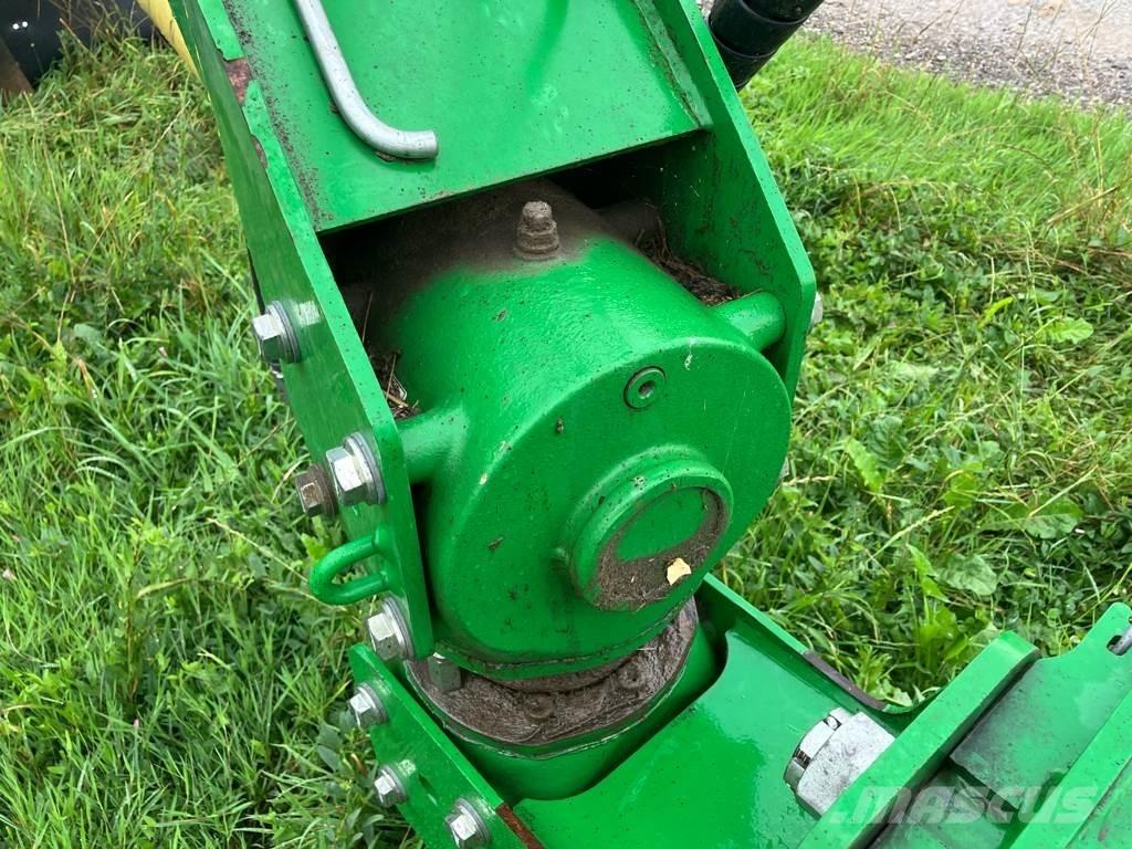 John Deere 1365 Kosiarki ciągnikowe i ciągnione