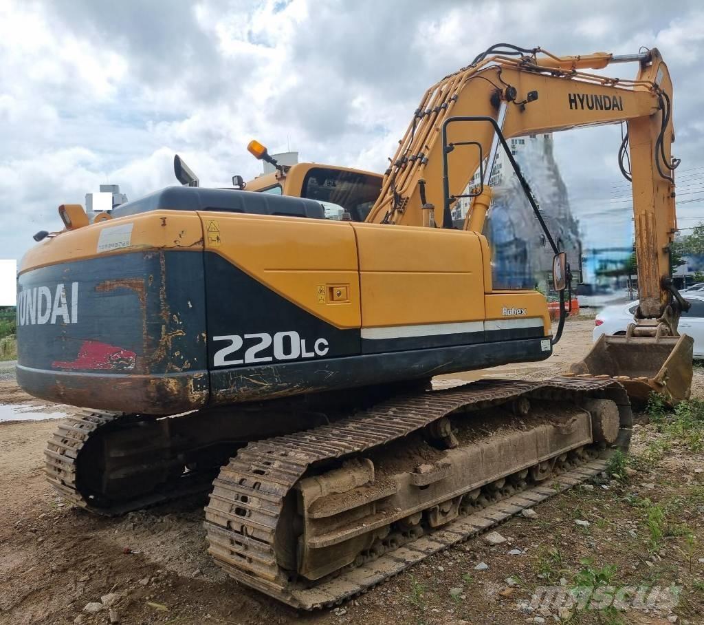 Hyundai Robex 220 LC Koparki gąsienicowe