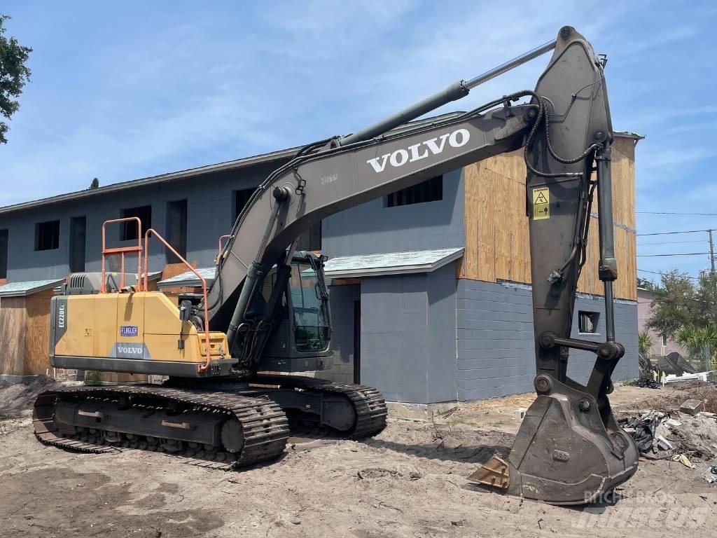 Volvo EC 220 EL Koparki gąsienicowe
