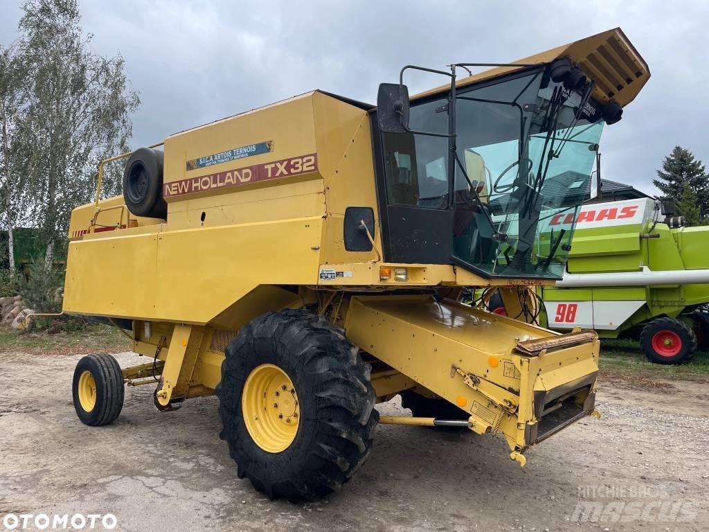 New Holland TX 32 Kombajny zbożowe