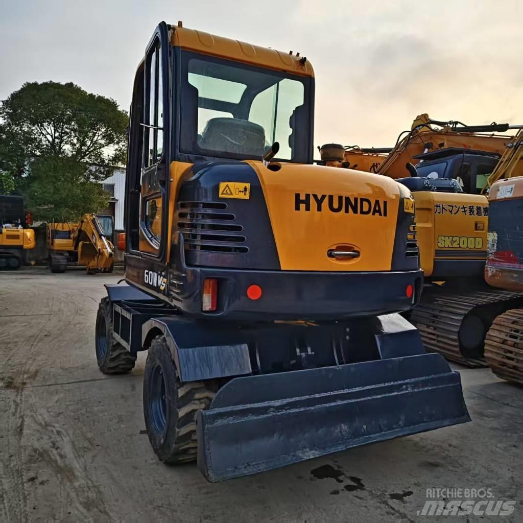 Hyundai 60W-9 Koparki kołowe
