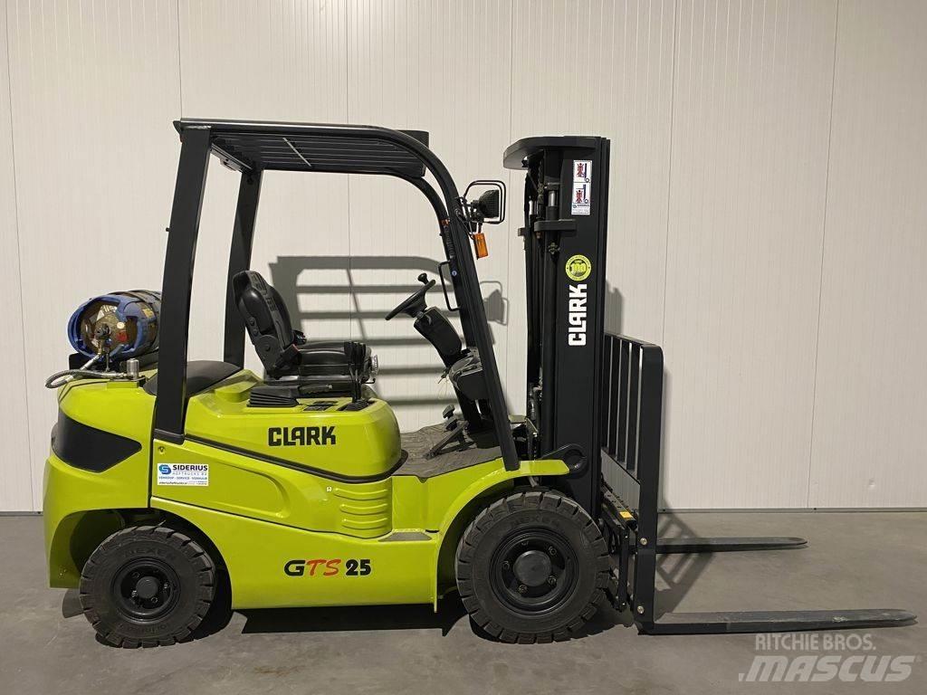 Clark GTS25 Wózki LPG