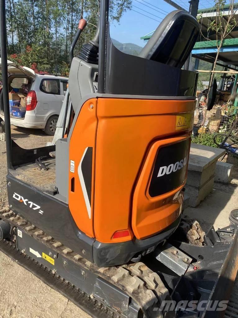 Doosan DX 17 Minikoparki