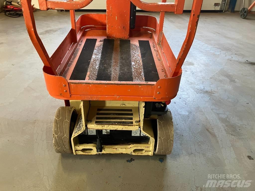 JLG 1230 ES Podnośniki masztowe