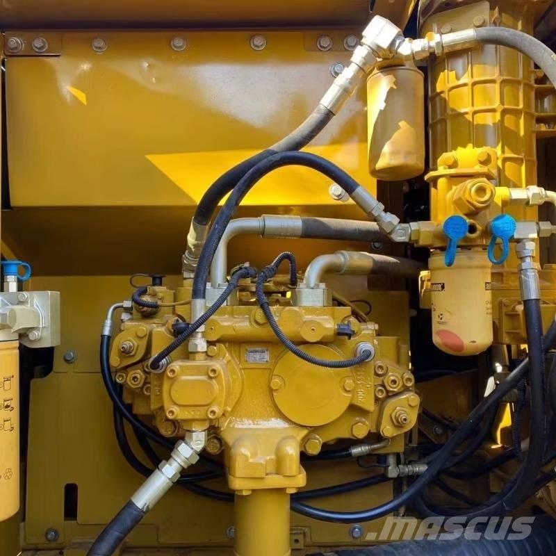 CAT 320 D Koparki gąsienicowe