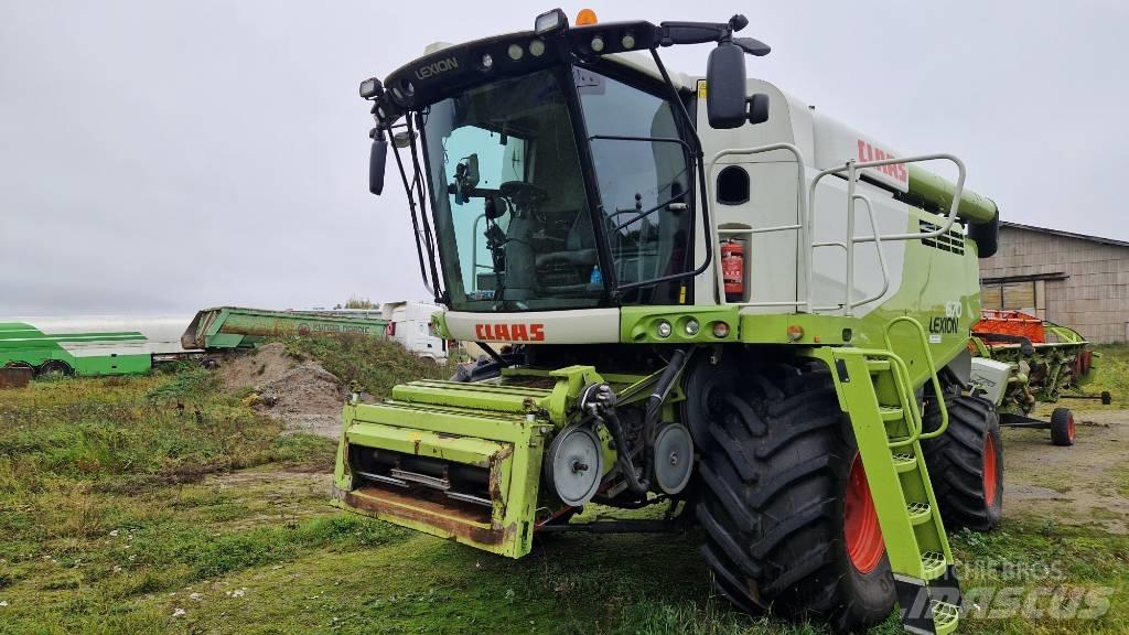 CLAAS Lexion 670 Kombajny zbożowe