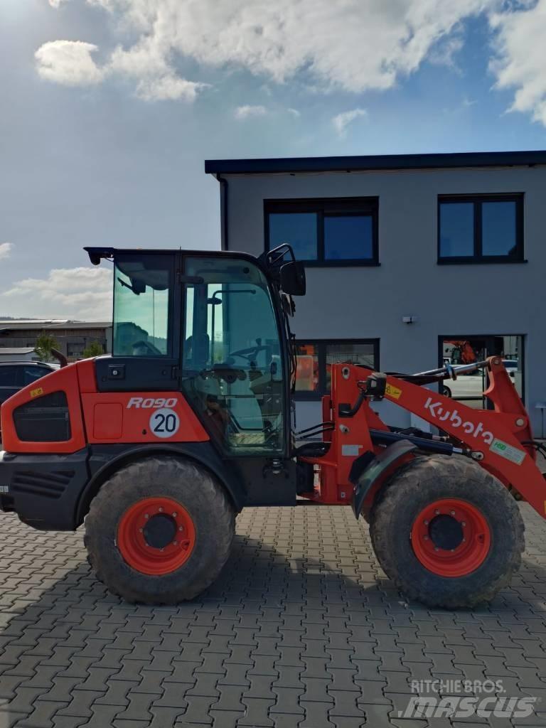 Kubota R 082 Ładowarki kołowe
