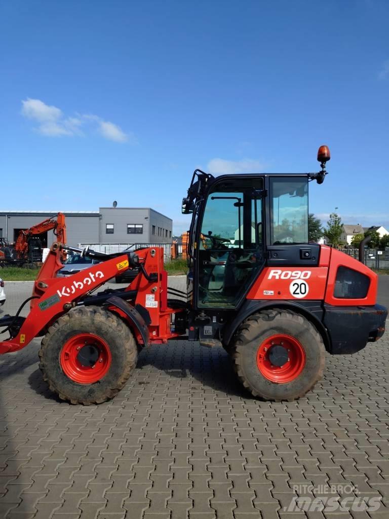 Kubota R 082 Ładowarki kołowe