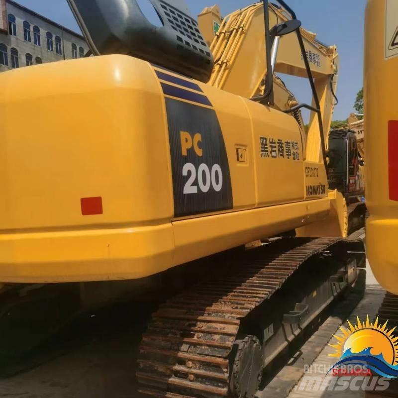 Komatsu PC 200-8 Koparki gąsienicowe