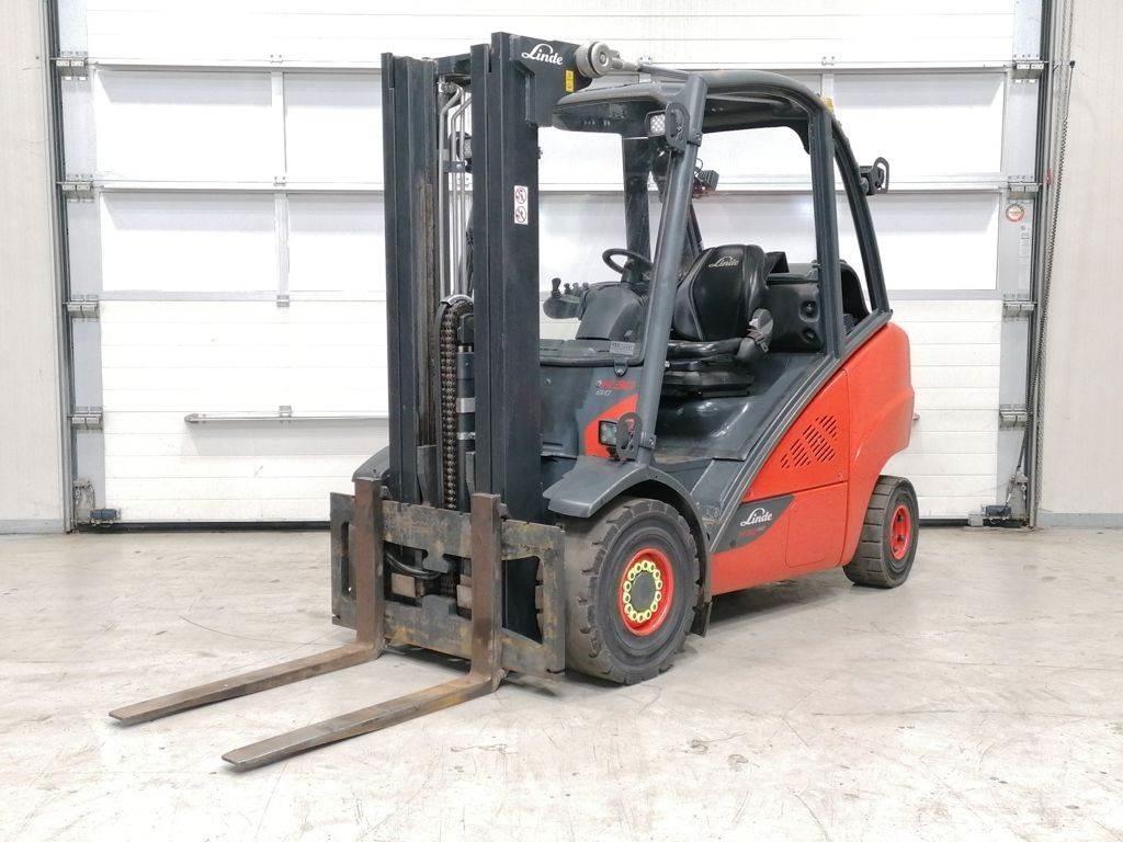 Linde H30T-02 Wózki LPG