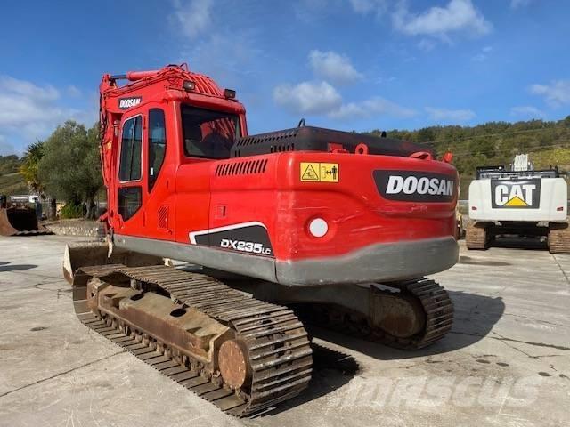 Doosan DX 235 LC Koparki gąsienicowe