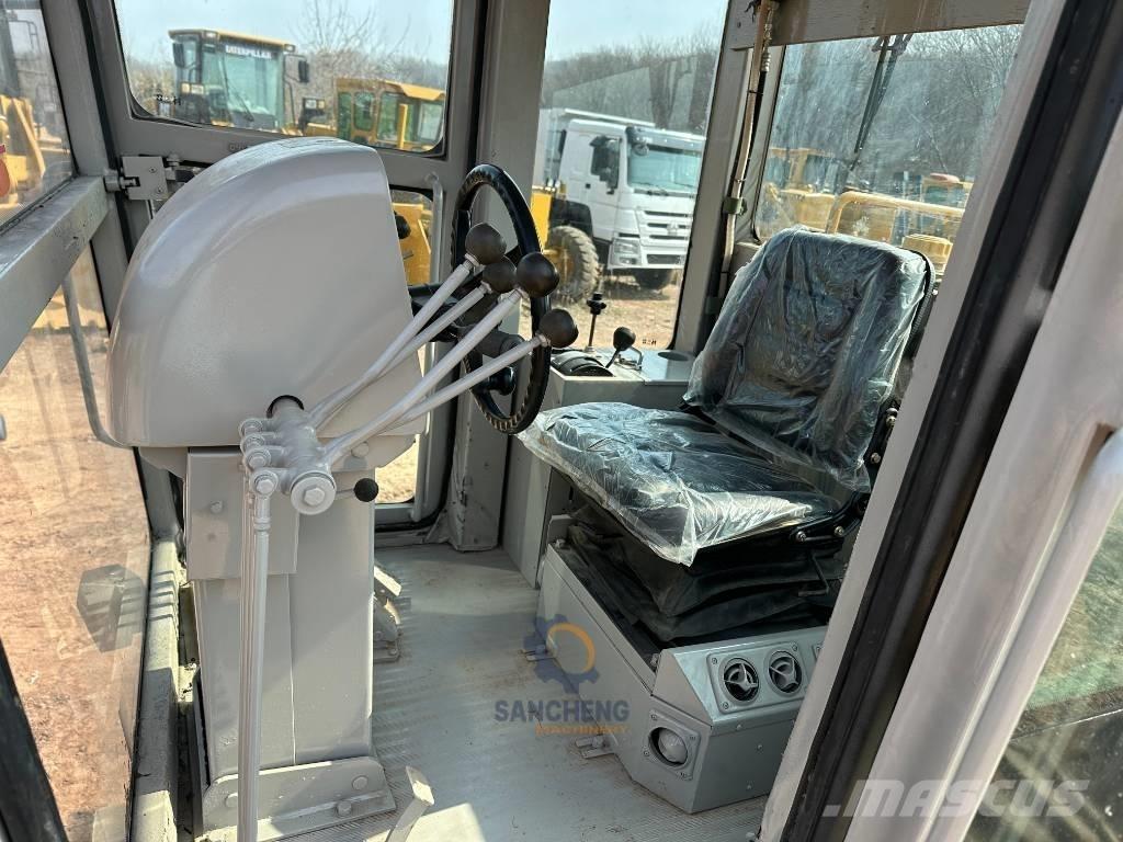 CAT 140H Równiarki