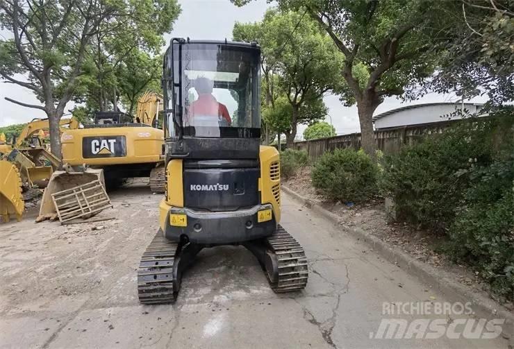 Komatsu PC35 Koparki gąsienicowe