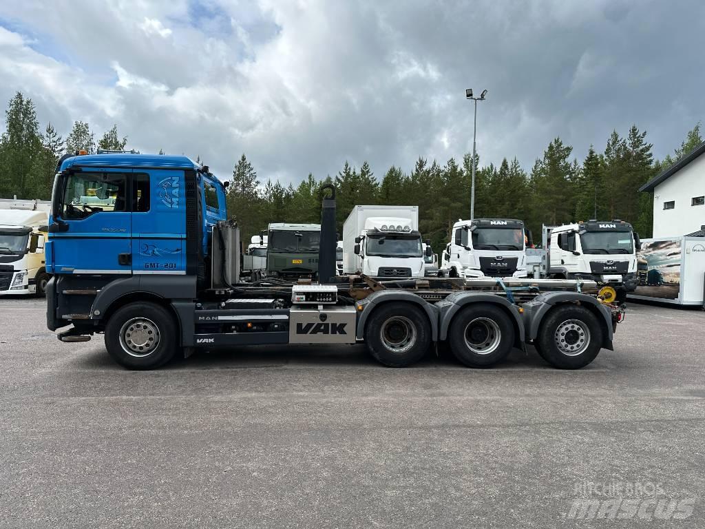 MAN TGX 35.640 Hakowce
