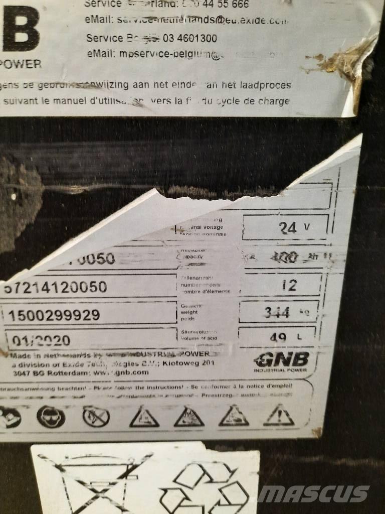 UniCarriers 200PMR Wózki widłowe unoszące z platformą dla operatora