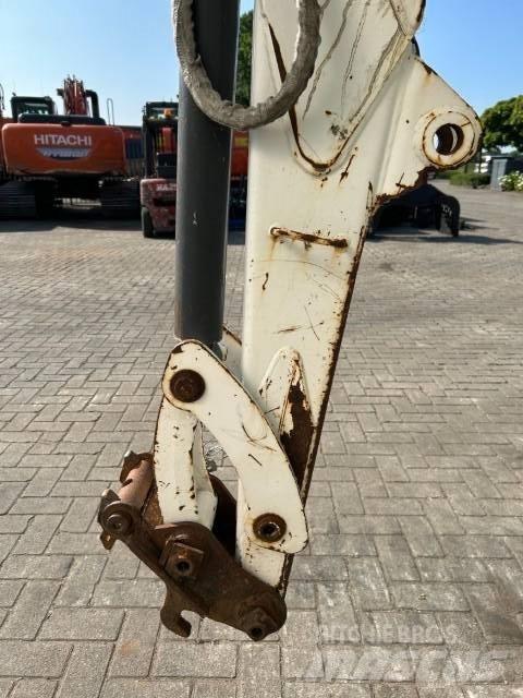 Bobcat 325 Minikoparki