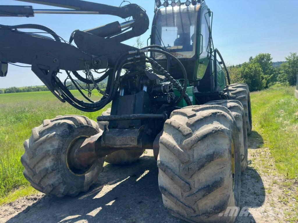 John Deere 1470 E Harwestery