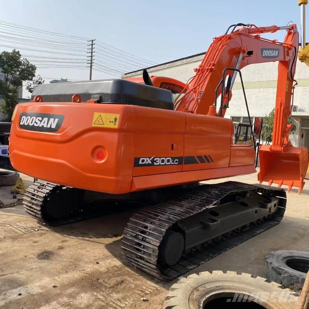 Doosan DX 300 LC Koparki gąsienicowe
