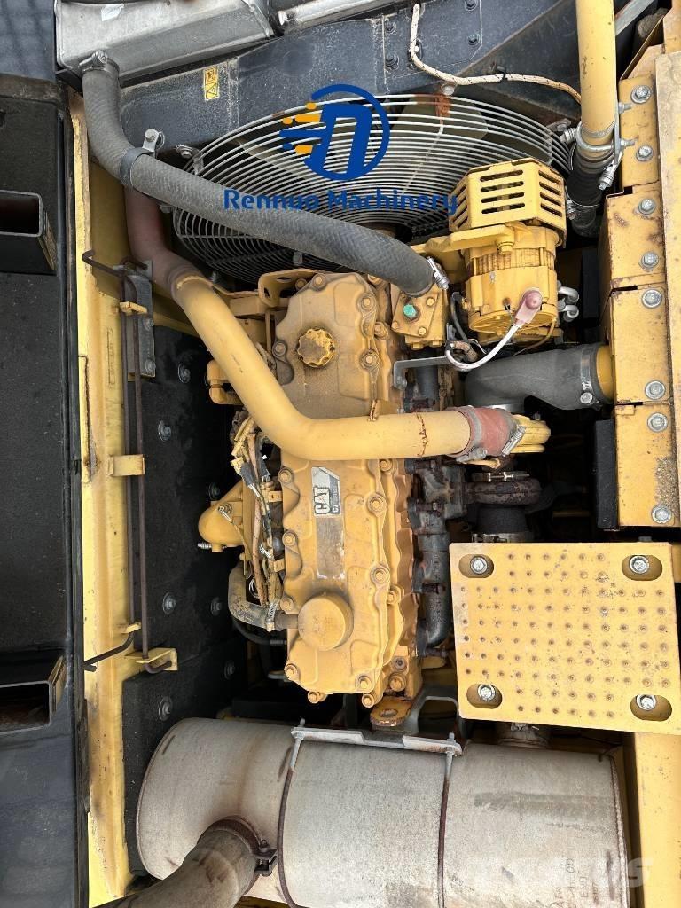 CAT 329D Koparki gąsienicowe