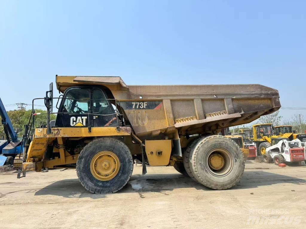 CAT 773 F Wozidła sztywnoramowe