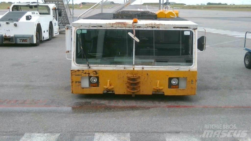  Douglas DC 11 Magazynowanie - Inne