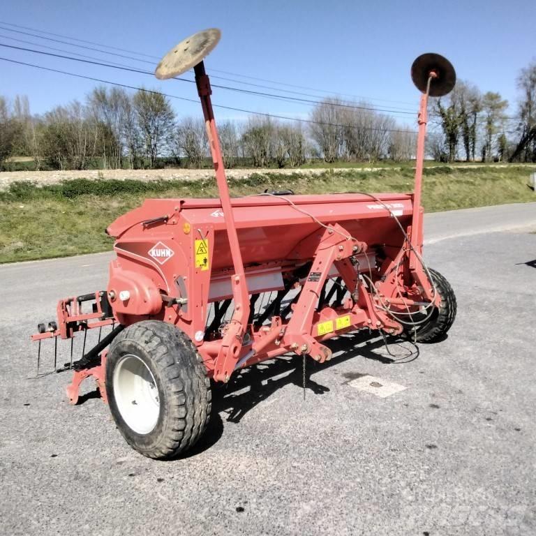 Kuhn Premia 300 Siewniki