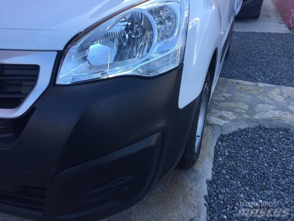 Peugeot Partner Busy / Vany