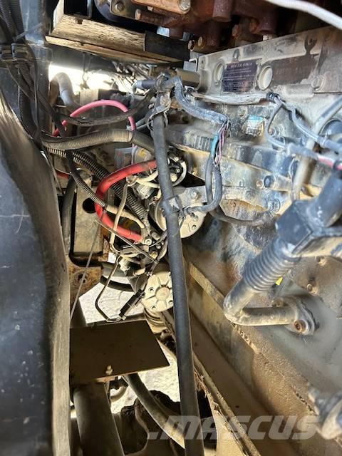 Komatsu 605-7 Wozidła sztywnoramowe