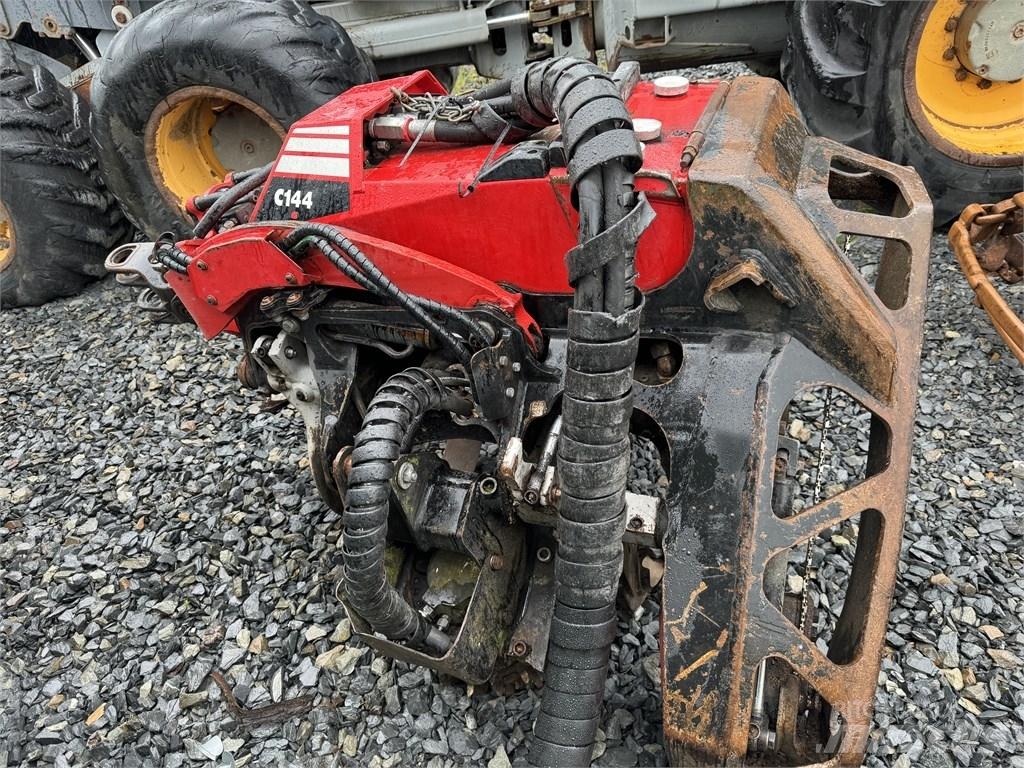 Komatsu C 144 Maszyny do okrzesywania gałęzi