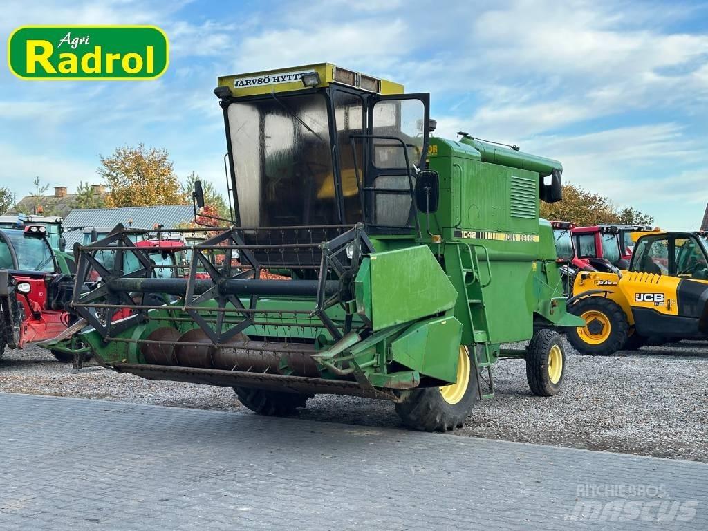 John Deere 1042 Kombajny zbożowe