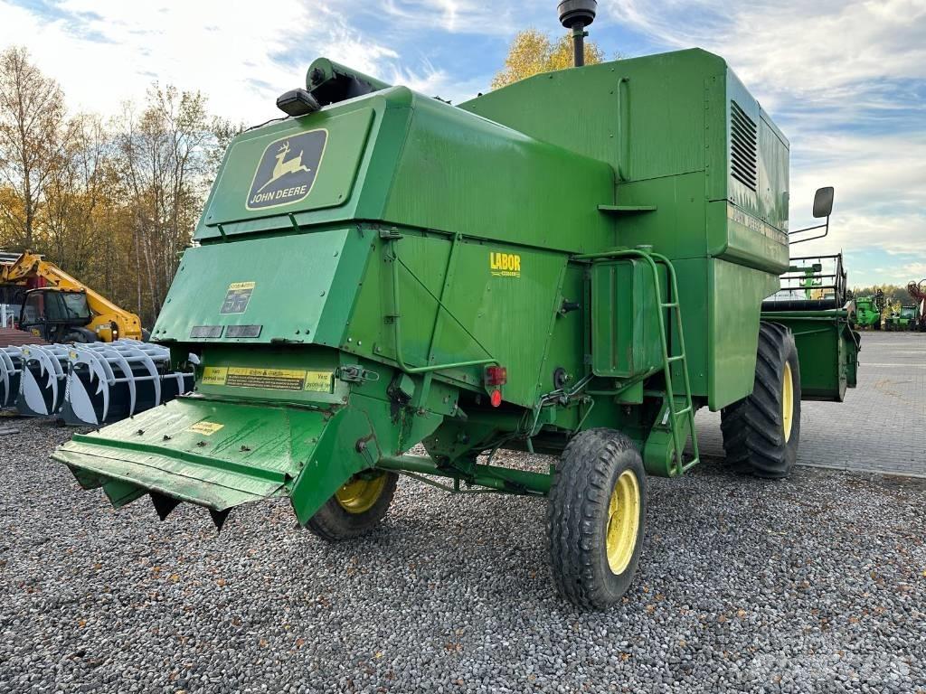 John Deere 1042 Kombajny zbożowe