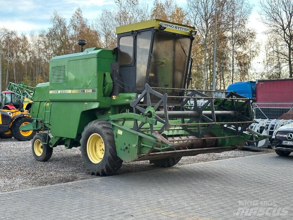 John Deere 1042 Kombajny zbożowe