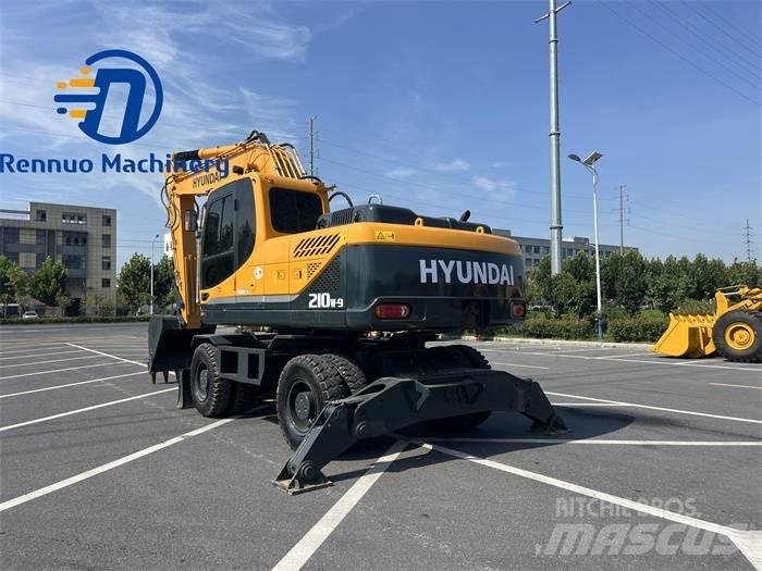 Hyundai R210W-9 Koparki kołowe