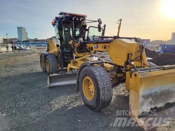 CAT 120 ADW Równiarki