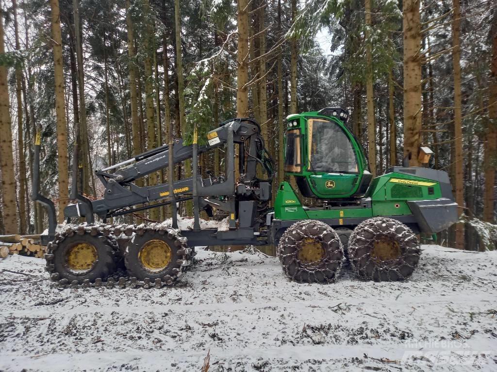 John Deere 1010 G Forwardery