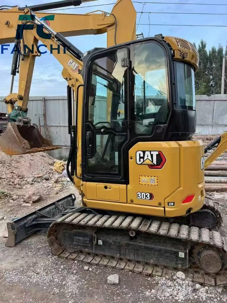 CAT 303 Minikoparki