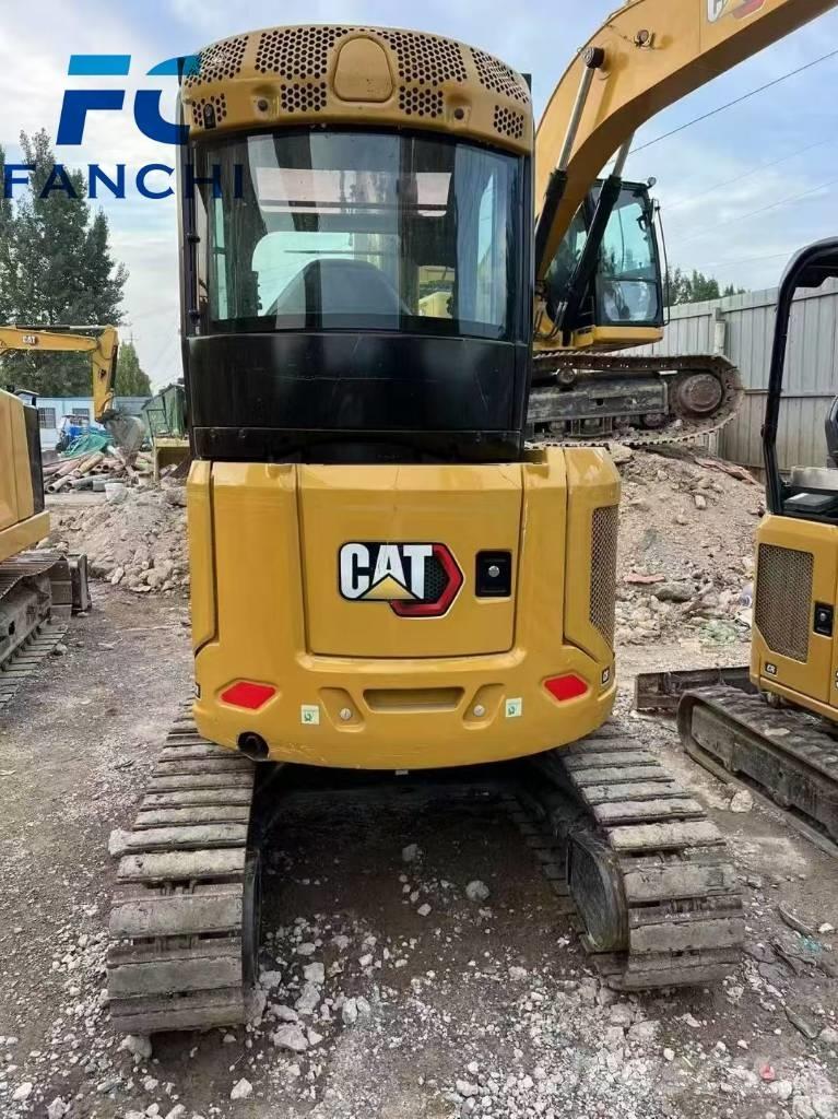 CAT 303 Minikoparki