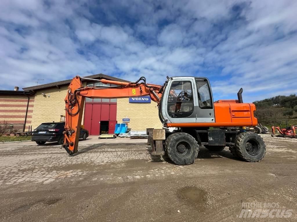 Hitachi EX 165 Koparki kołowe