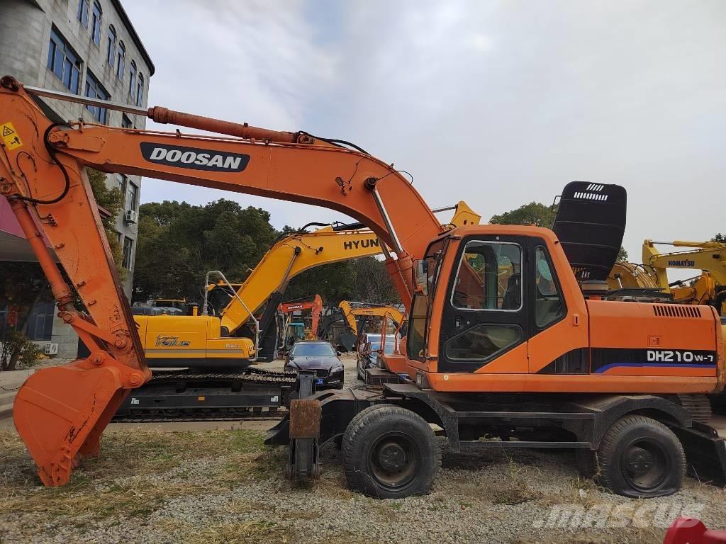 Doosan DH 210 W-7 Koparki kołowe