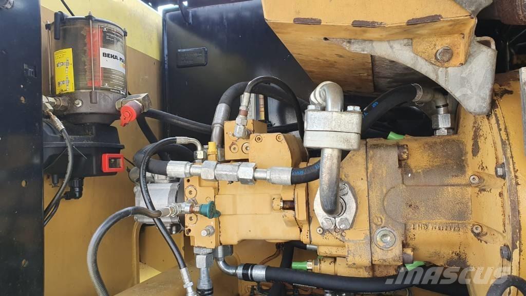 CAT M 318 D MH Koparki przeładunkowe