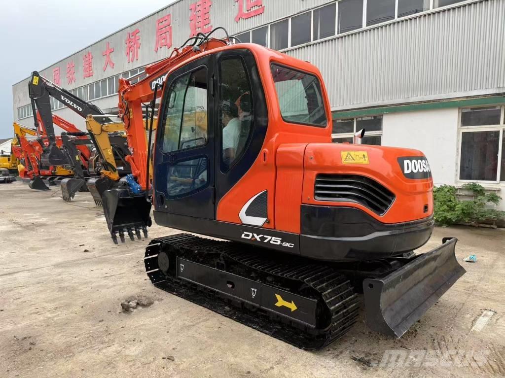 Doosan DX 75 Koparki gąsienicowe