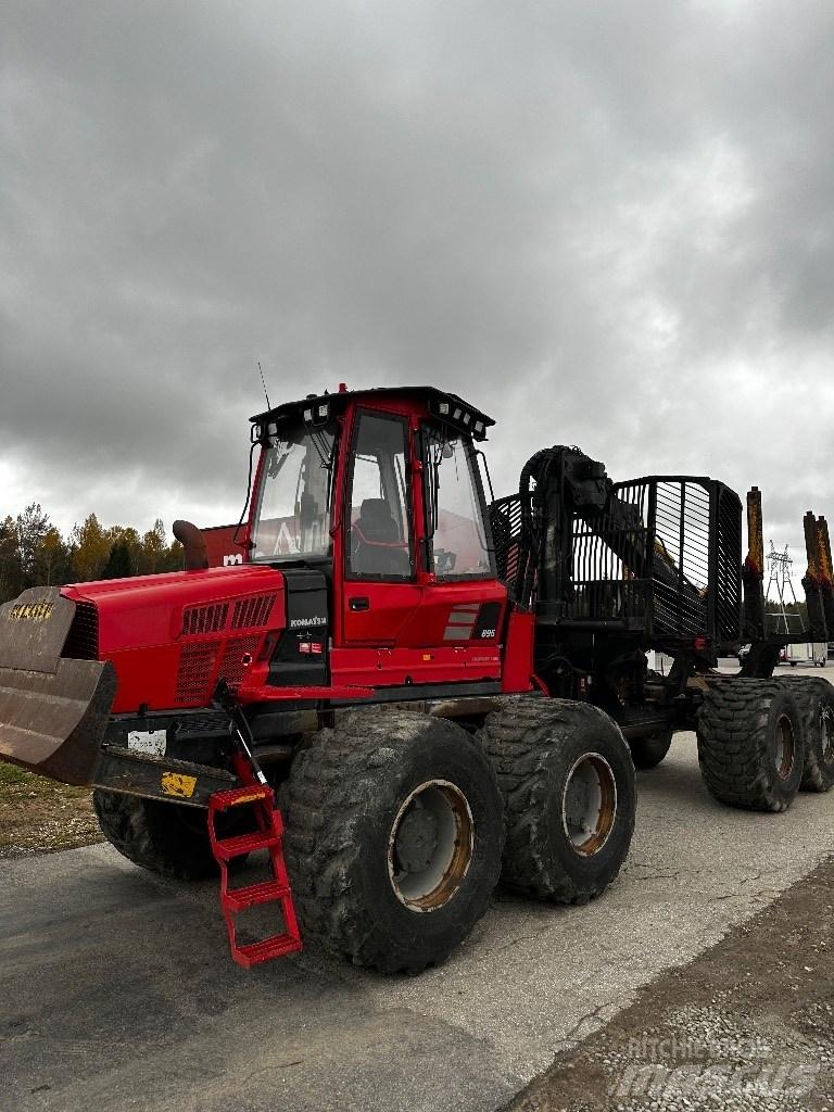 Komatsu 895 Forwardery
