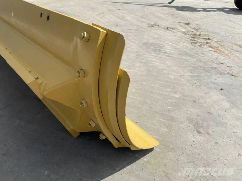 CAT 140K Moldboard Lemiesze