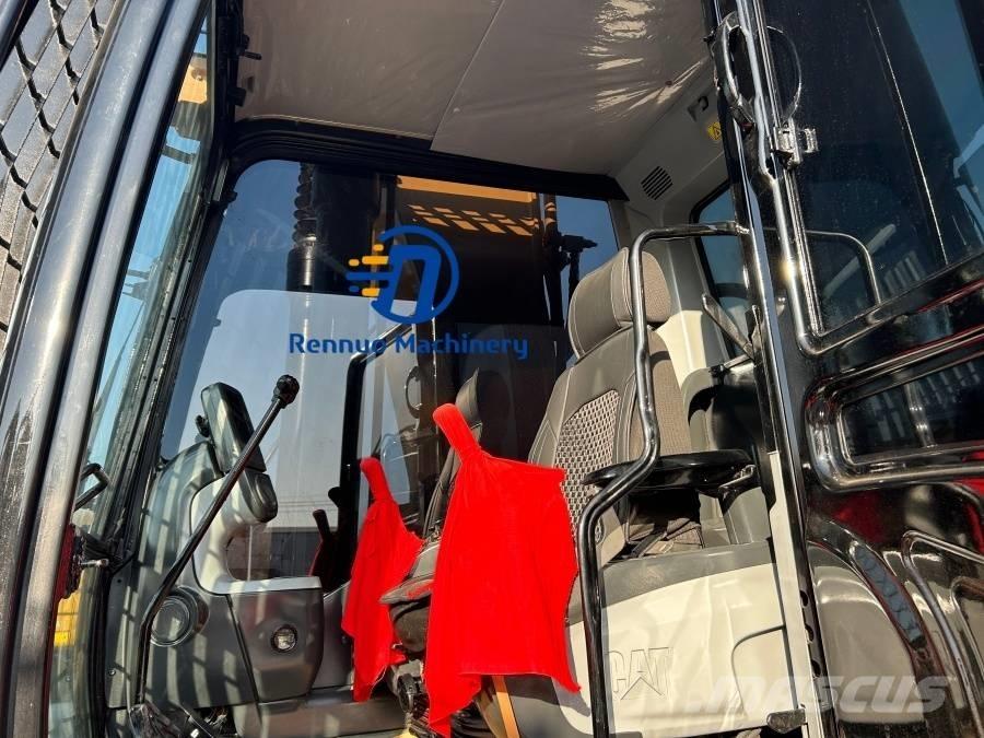 CAT 329D2L Koparki gąsienicowe