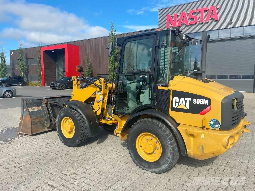 CAT 906M Ładowarki kołowe