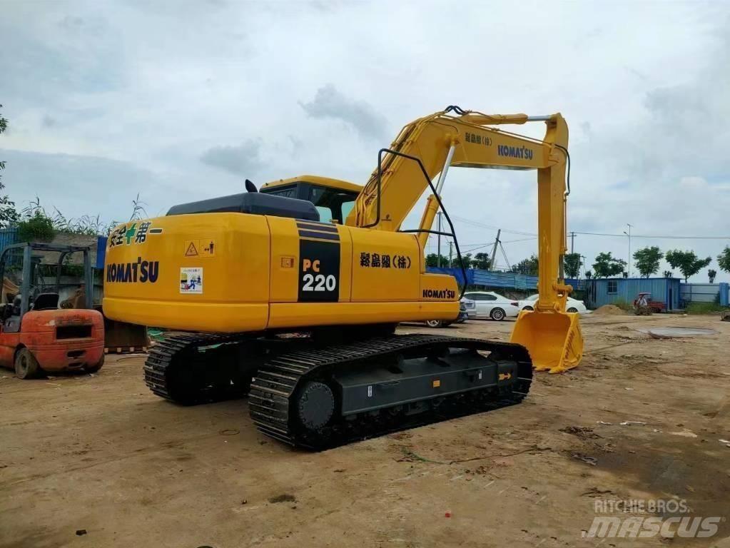 Komatsu PC 220-7 Koparki gąsienicowe