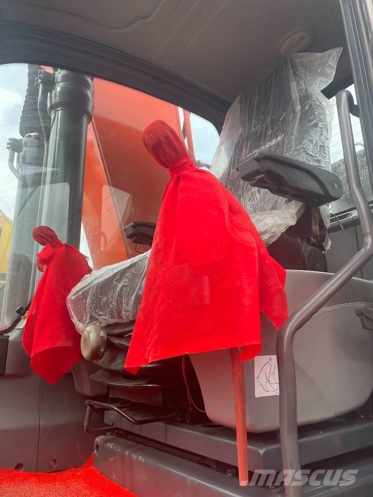 Doosan DX 225 LCA Koparki gąsienicowe